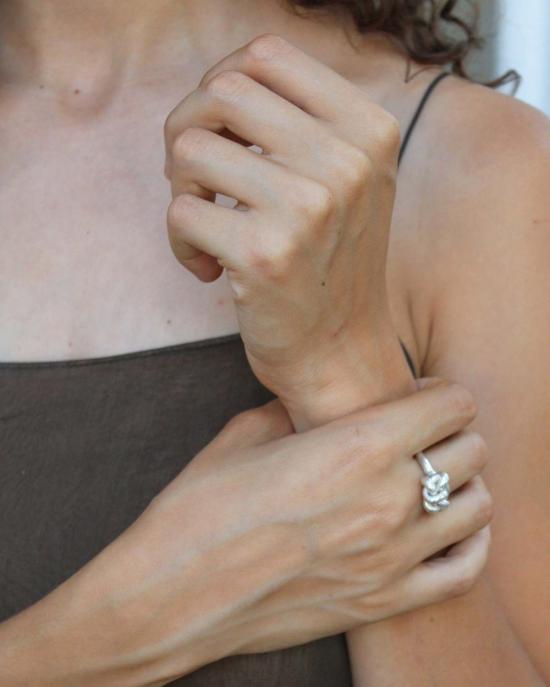  티로 티로 반지 라지 매듭 - TIRO TIRO