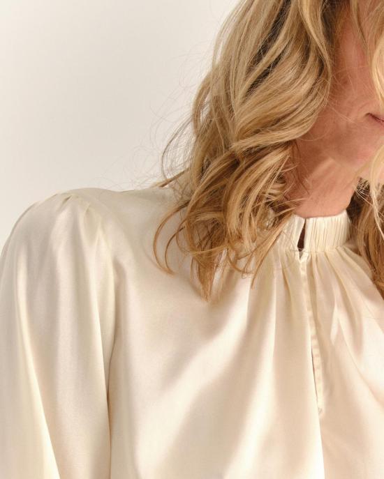  카르톨리나 블라우스 로티 - CARTOLINA