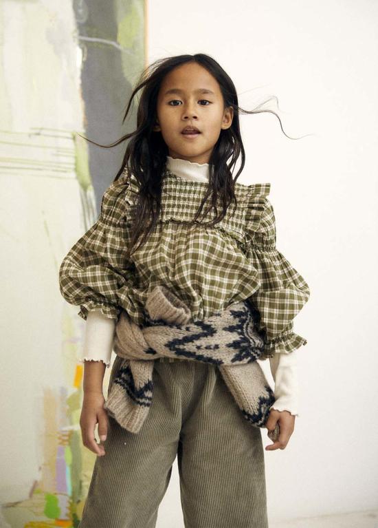  [키즈] 더뉴소사이어티 트레이닝 상의 키즈 뉴 소사이어티 베시 키즈 긴팔 티셔츠 내추럴