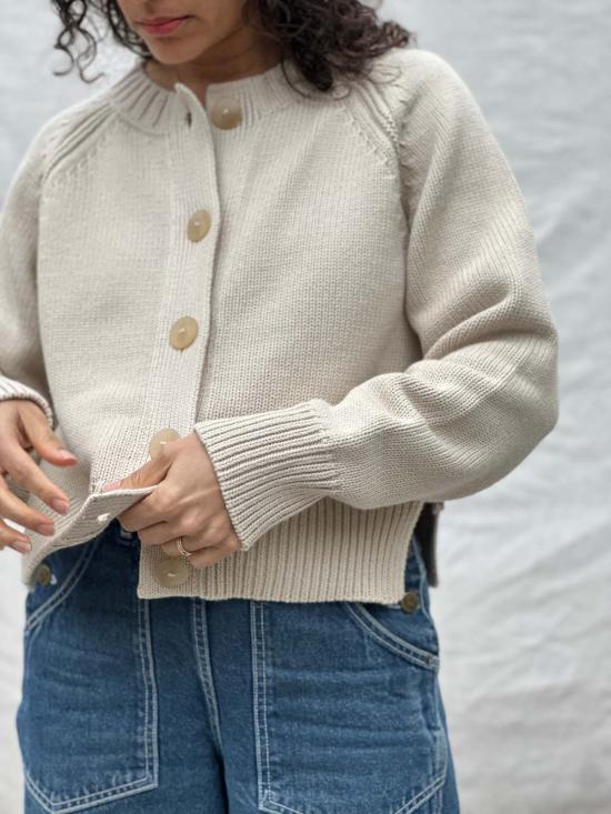  DAĒZA 가디건 다에자 코튼 알파카 래글런  샌드 - OTHER BRANDS