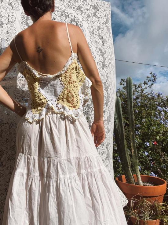  핀 앤 레이 민소매 티셔츠 핀앤레이 크로셰 니트 나비 탱크탑 - FIN AND RAY