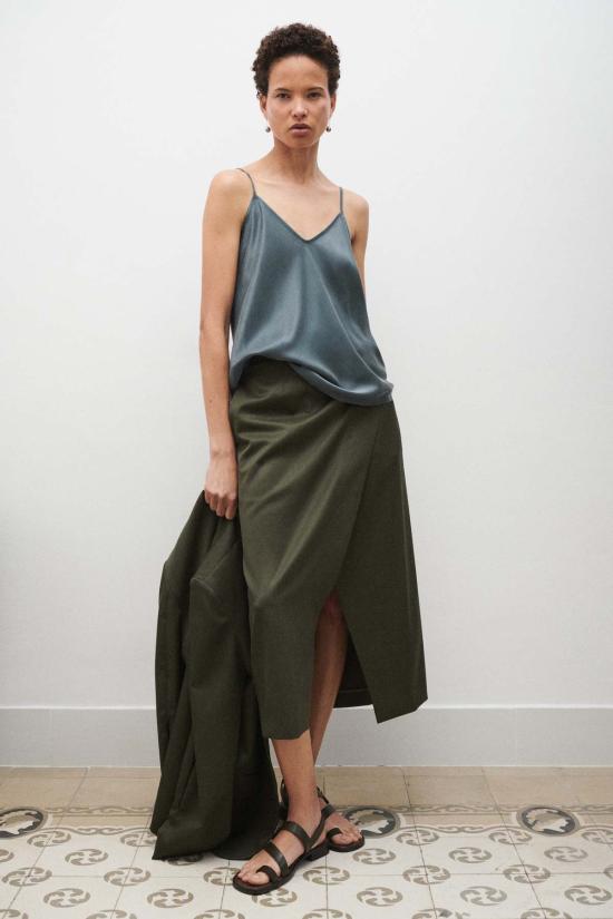  실크 런드리 민소매 티셔츠 실크 세탁 바이어스컷 캐미솔 슬레이트 - SILK LAUNDRY