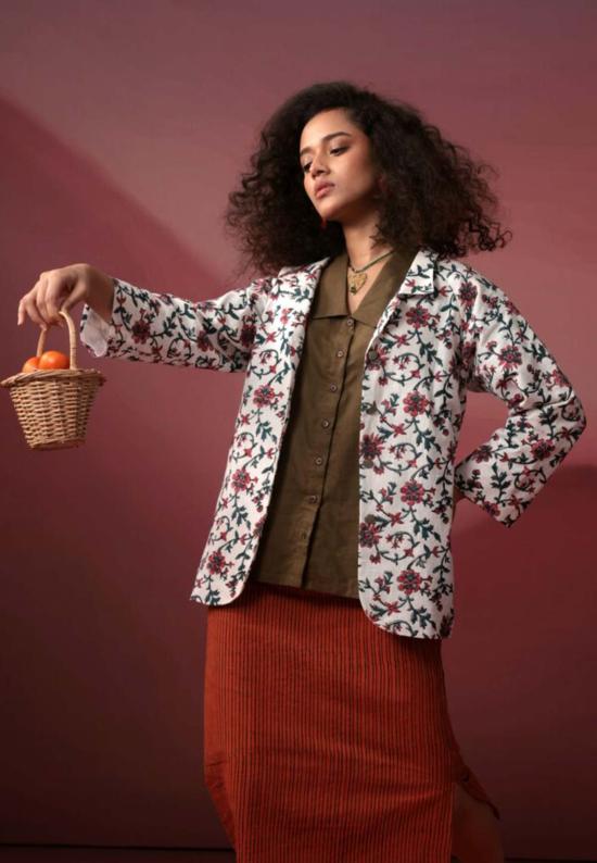  이키비 자켓 가을꽃 재킷 화이트 - IKKIVI