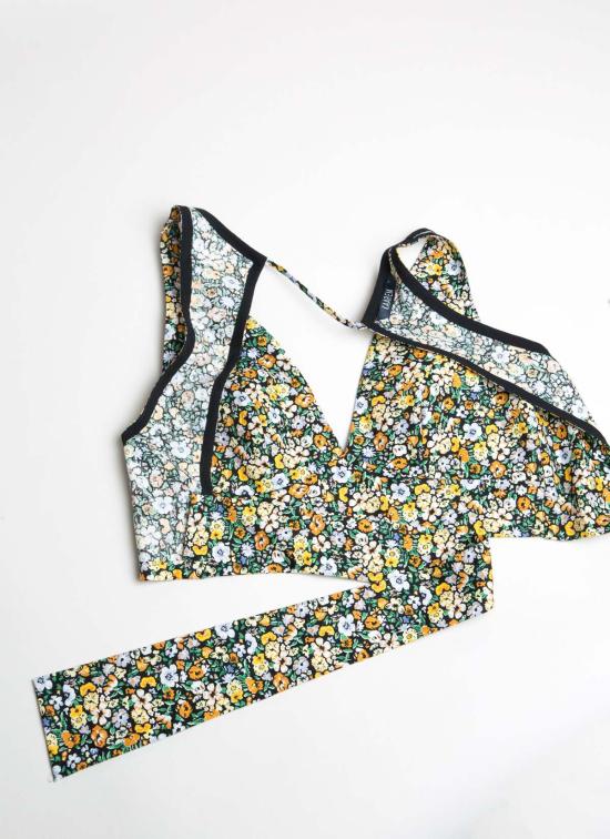  KAAREM 브라 카렘 X 크림 컨스피라체 라 란 렛 오픈 백 탑 (타이 포함) 쁘띠 레귤러 멀티 플로럴 - OTHER BRANDS