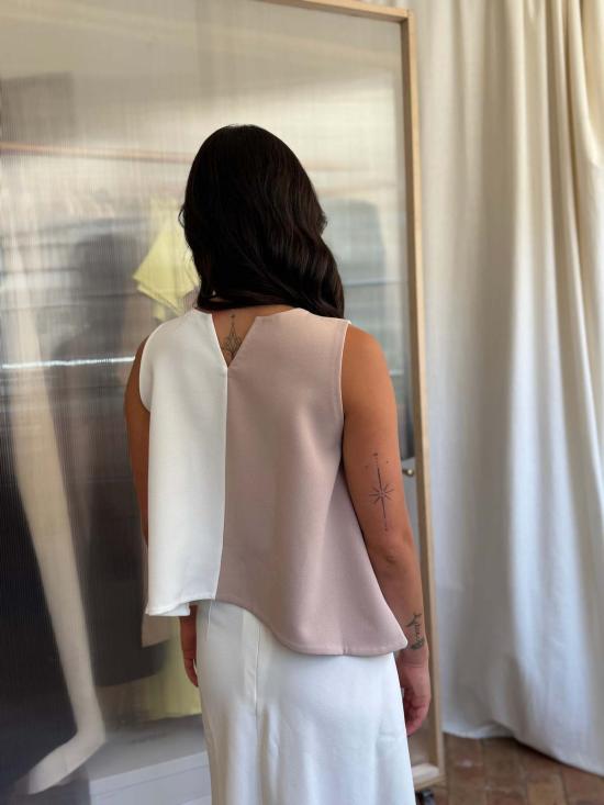  KAAREM 민소매 티셔츠 카렘 쓰리 투 에이 라인 컬러블록  화이트/크림 - KAAREM