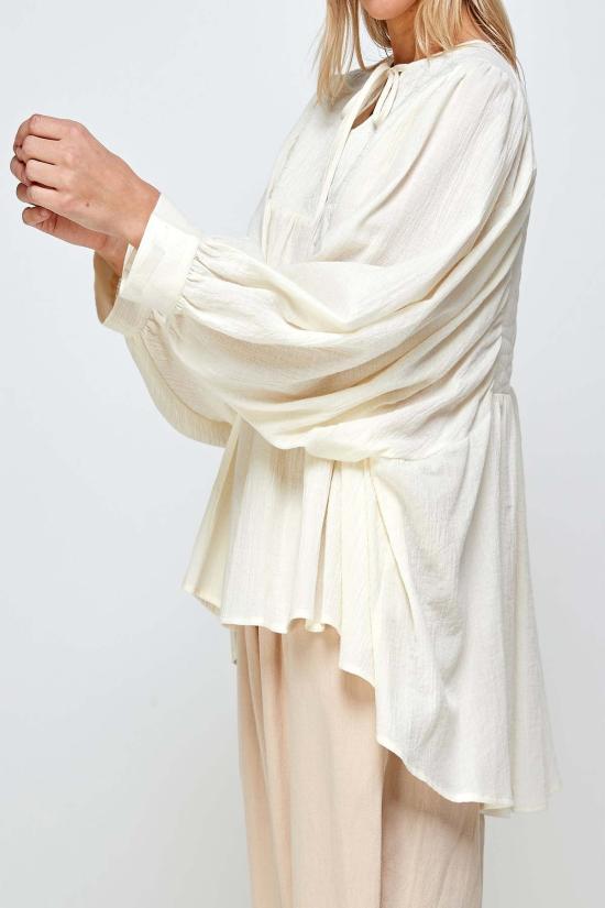  아멘테 블라우스 멘테 퀼팅 디테일 코튼 페전트 - AMENTE