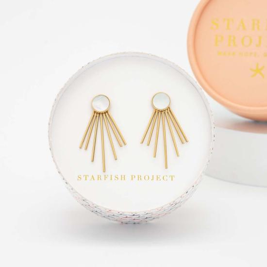  스타피쉬 프로젝트 이어링 캐롤라인 자개 스터드 & 프린지 귀걸이 - STARFISH PROJECT