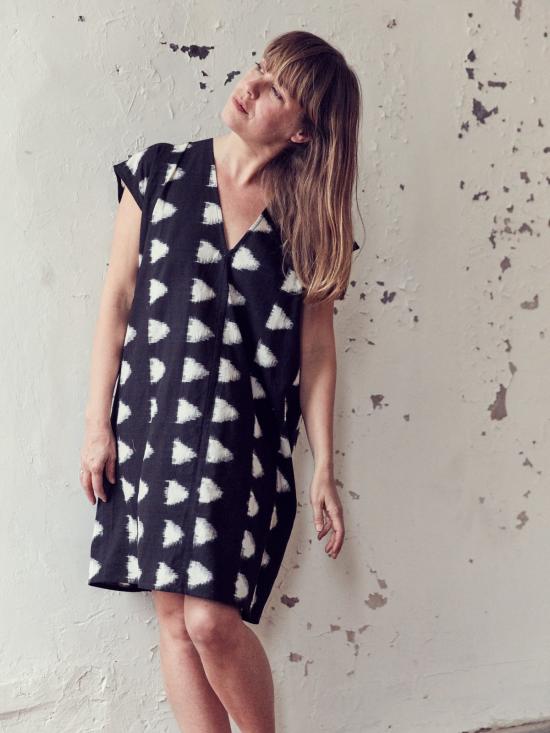  에이치 프레드릭손 숏 원피스 H. 프레드릭손 러브 드레스 블랙/크림 - H FREDRIKSSON