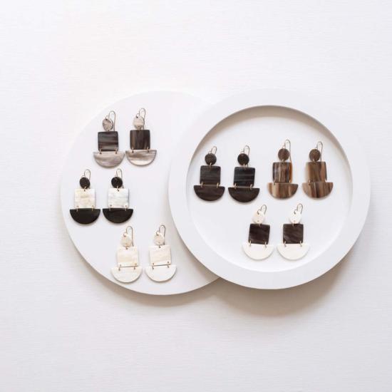  마디디 컬렉티브 이어링 마딜리 콜렉티브 하프 서클 스퀘어 - MAADILI COLLECTIVE