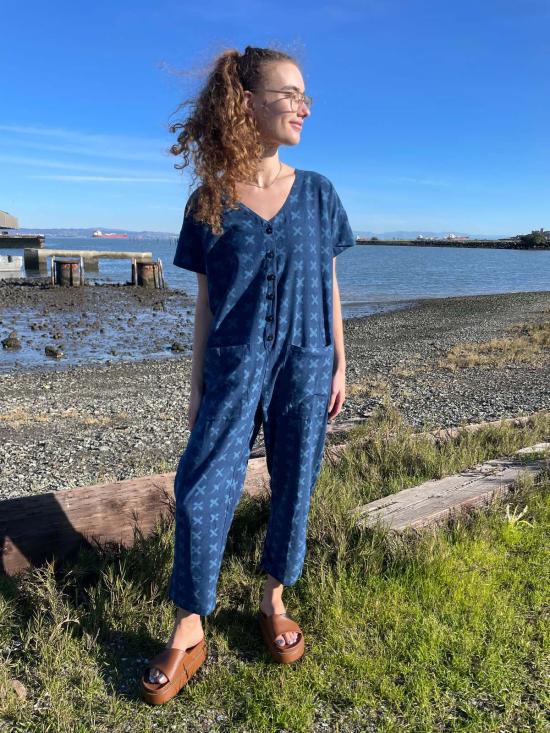  해피 프렌치 갱 점프수트 반팔  라이트 인디고 크로스 - HAPPY FRENCH GANG