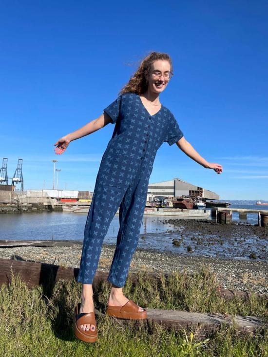  해피 프렌치 갱 점프수트 반팔  라이트 인디고 크로스 - HAPPY FRENCH GANG