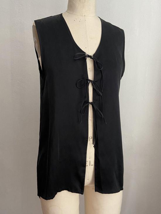  케흘러 오마지오 민소매 티셔츠 칼레 프론트 타이 탱크