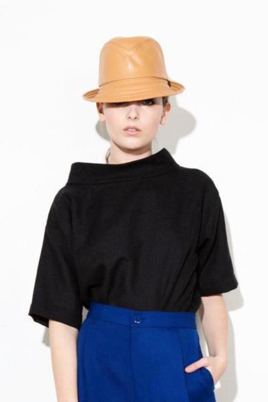  에이치 프레드릭손 민소매 티셔츠 H. 프레드릭손 크롭탑 - H FREDRIKSSON