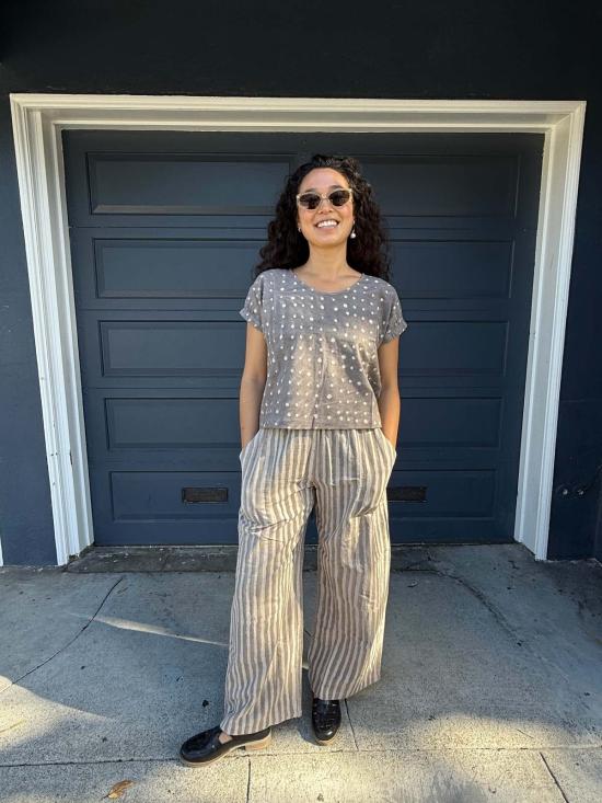  해피 프렌치 갱 블라우스 젤리아 그레이 도트 탑 - HAPPY FRENCH GANG