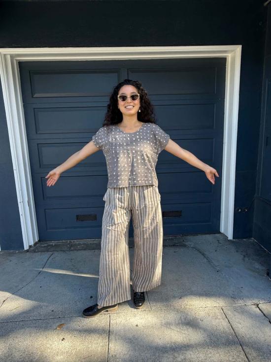  해피 프렌치 갱 블라우스 젤리아 그레이 도트 탑 - HAPPY FRENCH GANG