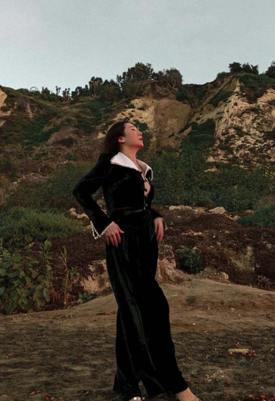  크리스티닛 자켓 아나이스 벨벳 재킷 - KRISTINIT