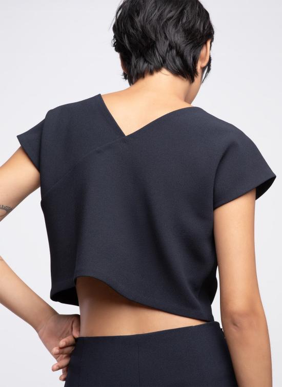  카렘 민소매 티셔츠 아들레이 백 브이 크롭탑 블랙 블루