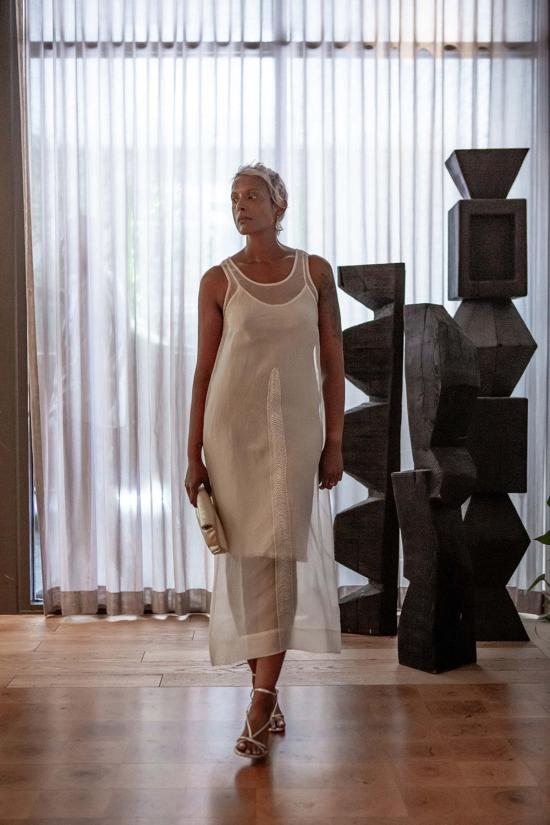  에리카 타노브 롱 원피스 에리카 타노프 가민 자수 실크 오르간자 드레스 아이보리 - ERICA TANOV