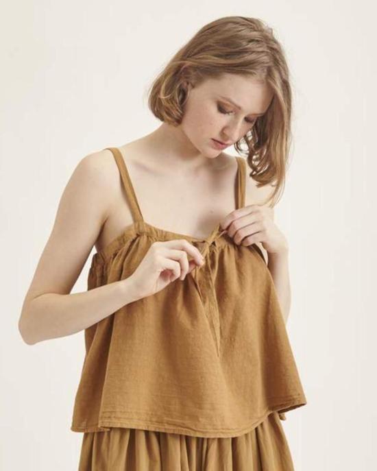  Revisited Matters 민소매 티셔츠 리비지티드 매터스 바리 탑 다크 골드