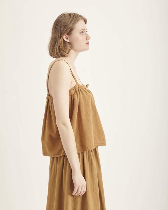  Revisited Matters 민소매 티셔츠 리비지티드 매터스 바리 탑 다크 골드 - OTHER BRANDS