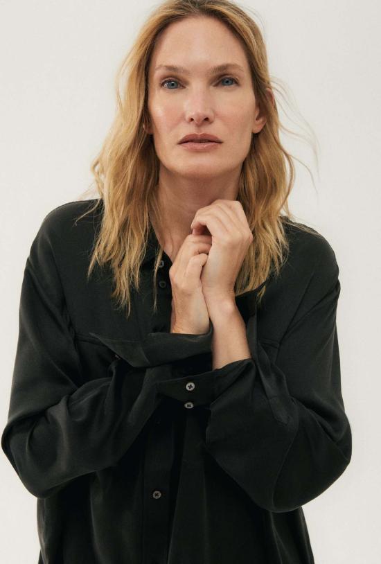  실크 런드리 블라우스 보이프렌드 셔츠 블랙 - SILK LAUNDRY