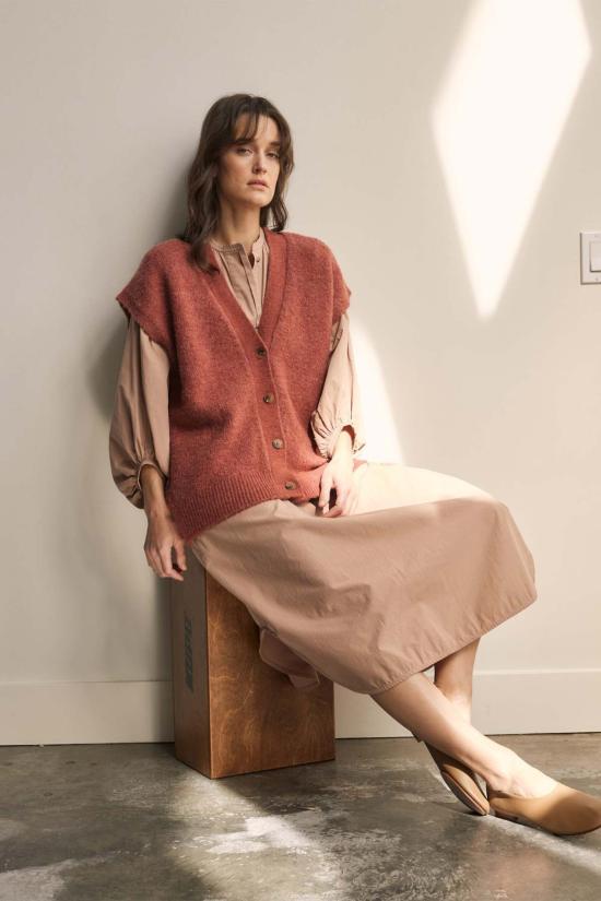  아멘테 베스트 A Mente 알파카 울 블렌드 버튼다운 스웨터  브릭 - AMENTE