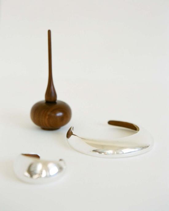  아니카 이네즈 팔찌 드리프트 커프 실버/티크 우드 - ANNIKA INEZ