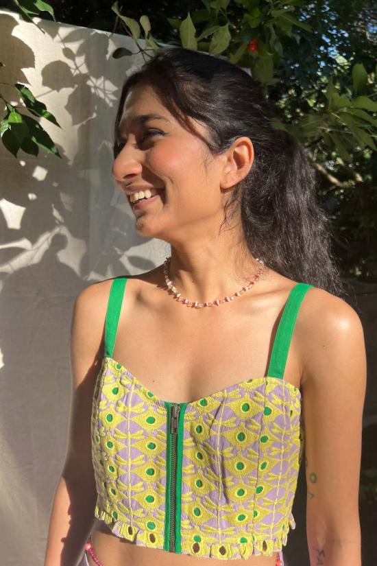  아바카시 민소매 티셔츠 지퍼 크롭탑 - ABACAXI