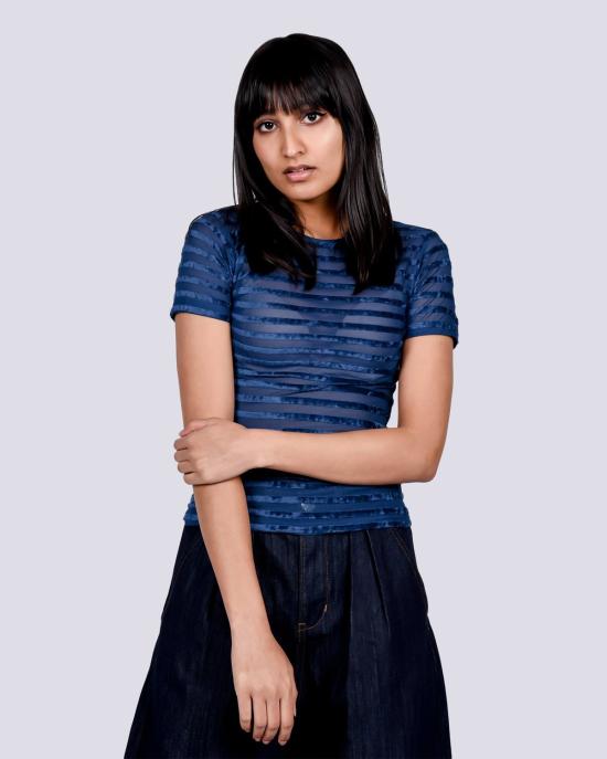  베이스레인지 반팔 티셔츠 오모 티 블루 스트라이프 벨벳 - BASERANGE