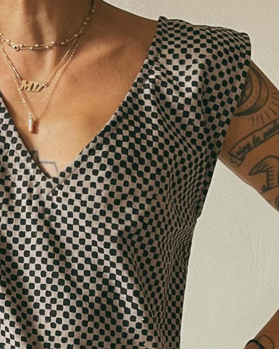  포엠 블라우스 Po Em 핸드룸  탱크탑 모자이크 체크무늬 - PO EM