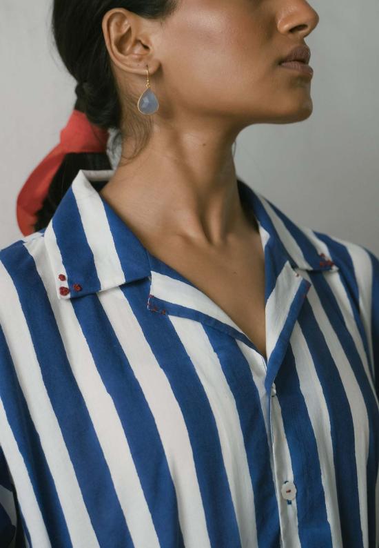  IKKIVI 셔츠 이키비 시로 셔츠  블루 - IKKIVI