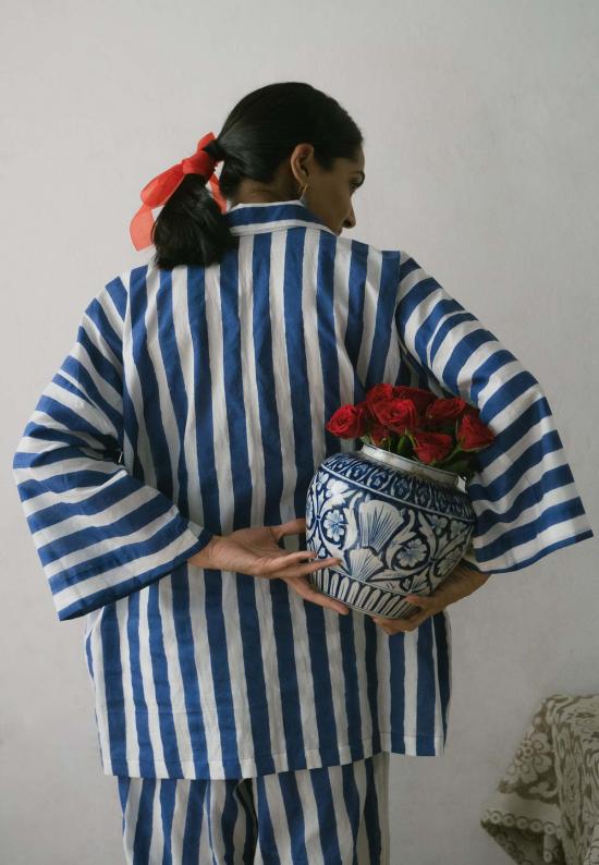  IKKIVI 셔츠 이키비 시로 셔츠  블루 - IKKIVI