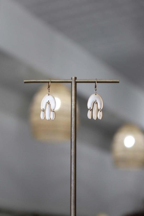  TENTHOUSANDTHINGS 이어링 Tenthousandthings Ttt 10k 미니 샹들리에 귀걸이 골드 - OTHER BRANDS