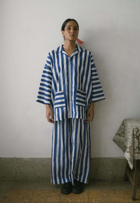  IKKIVI 스트레이트 팬츠 이키비 시로 코디 세트 블루