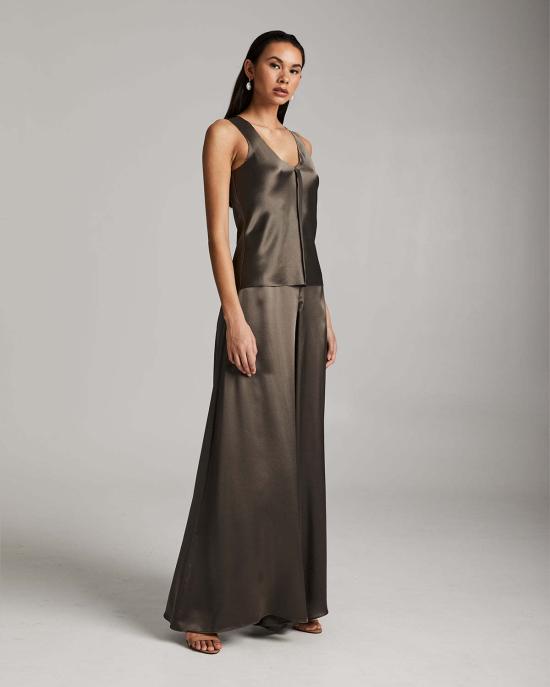  보즈 민소매 티셔츠 실크 로우 엣지 탱크탑 - VOZ