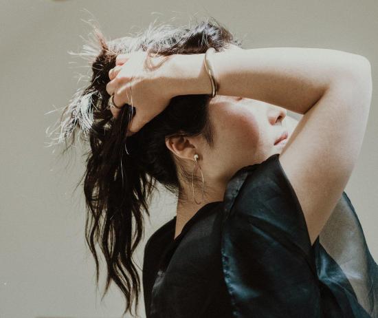  Uni 이어링 유니 주얼리 수리야 후프 스터드 귀걸이 - OTHER BRANDS