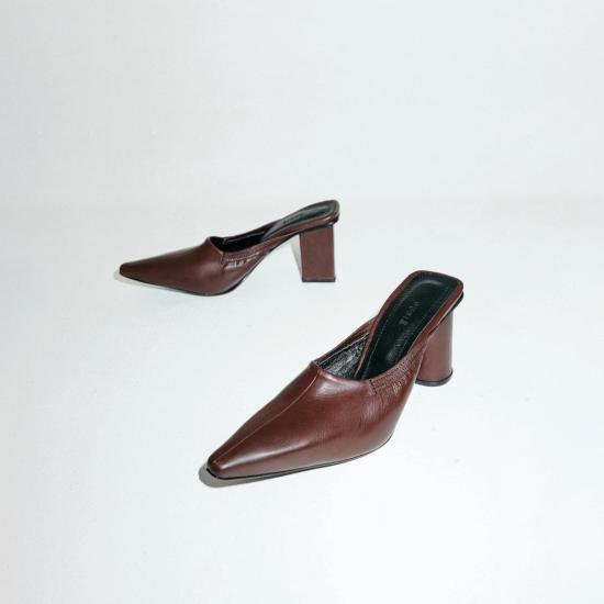  Dubié 뮬/슬리퍼 두비에 푼타 뮬