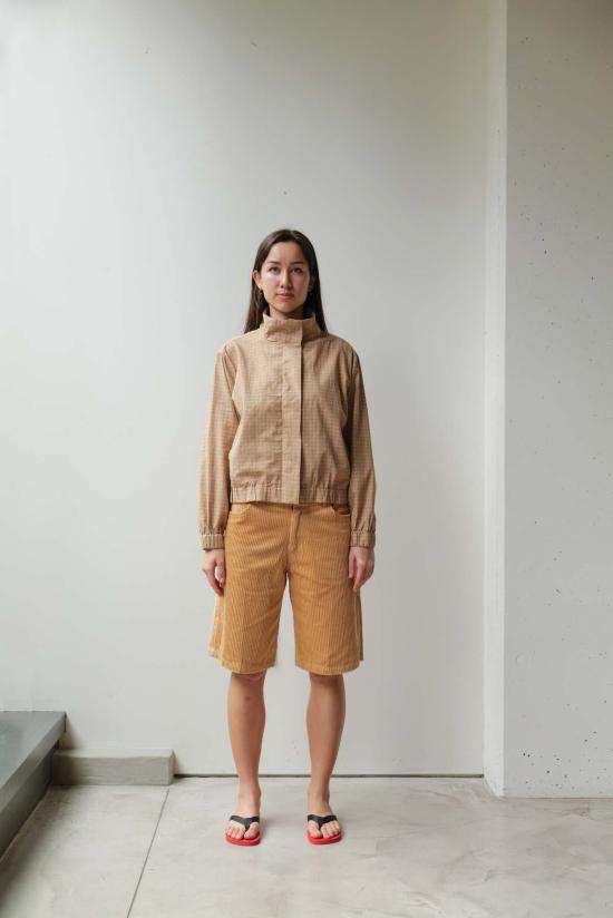  앳 던 자켓 새벽에. 스탠드 칼라 셔츠 재킷 - AT DAWN.