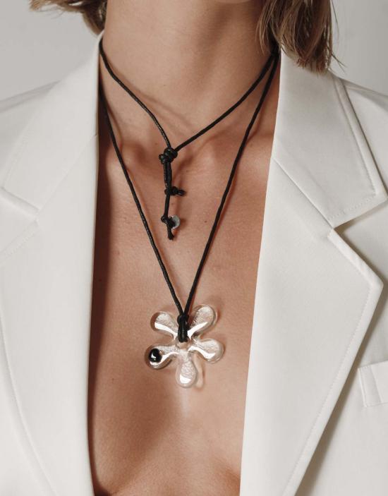  클레드 목걸이/팬던트 페탈 조각 목걸이 - CLED