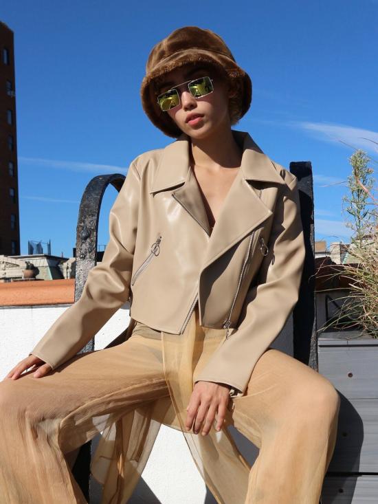  우오르 가죽 자켓 저희 빅 벨트 인조 가죽 재킷 베이지색