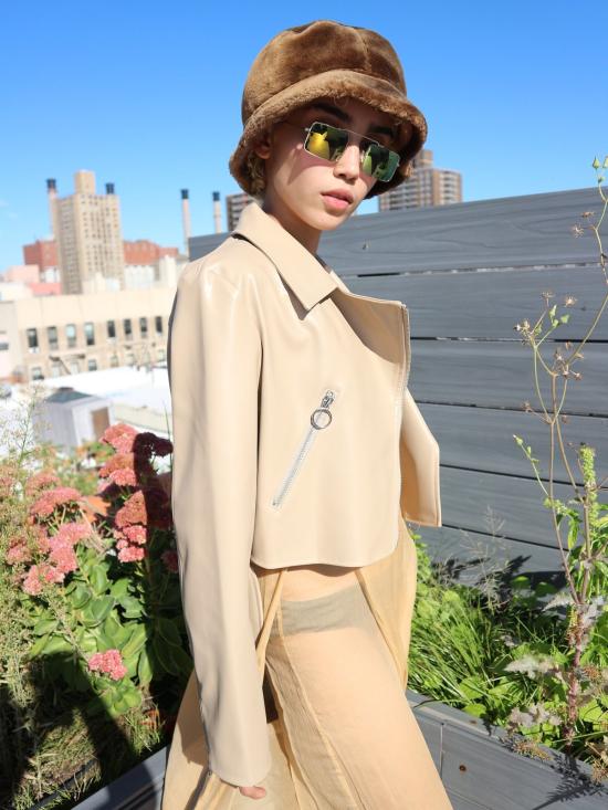  OUOR 가죽 자켓 저희 빅 벨트 인조 가죽 재킷 베이지색 - OTHER BRANDS