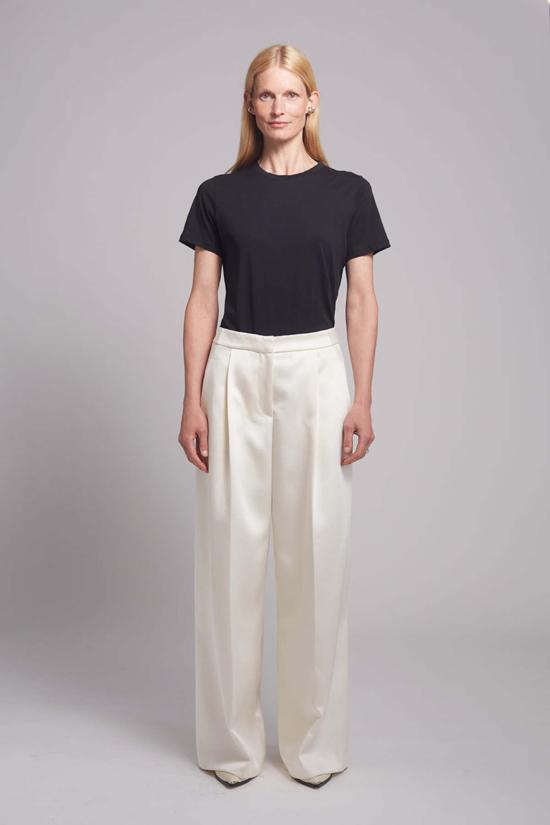  ELEVEN SIX 반팔 티셔츠 일레븐 식스 라라 크루 티셔츠 블랙 - OTHER BRANDS