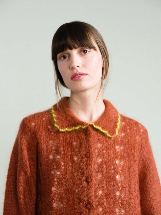  한셀 프롬 바젤 가디건 바젤 출신의 한셀 아미 카디건 - HANSEL FROM BASEL