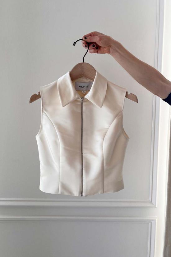  알피 블라우스 크리스티 탑 샌드 - ALFIE