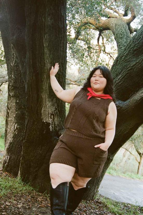  노블 베스트 고급스러운 꼬임 니트 조끼 초콜릿 - NOBLE