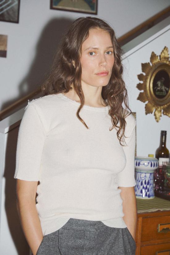  구드런 앤 구드런 반팔 티셔츠 구드룬 & 구드룬 브리타 골지 티셔츠 - GUDRUN & GUDRUN