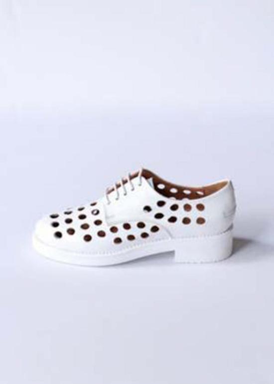  레이첼 코미 로퍼 에이본 펀치 플랫 화이트