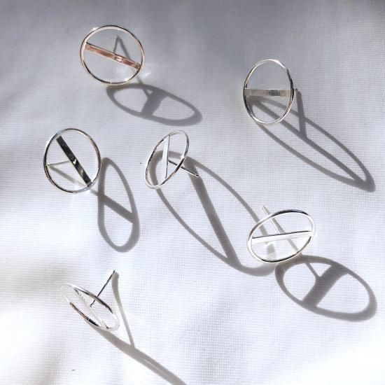  메탈렙시스 프로젝트 이어링 칼더 스터드 귀걸이 - METALEPSIS PROJECTS