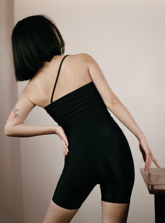  hauslabel 민소매 티셔츠 하우스라벨 튜브탑 느와르 - HAUSLABEL