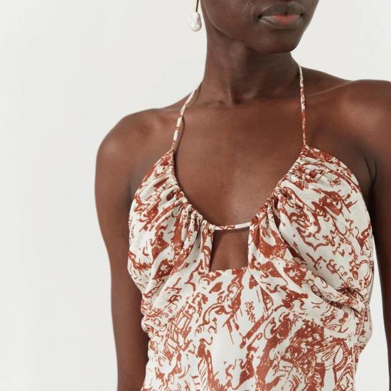  레지나표 민소매 티셔츠 레지나 표 메이  자카드 브라운 - REJINA PYO